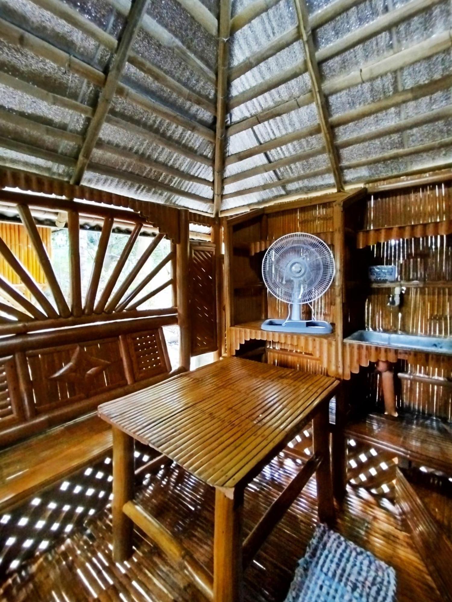 Rea'S Bamboo Resort Gabaldon Cameră foto