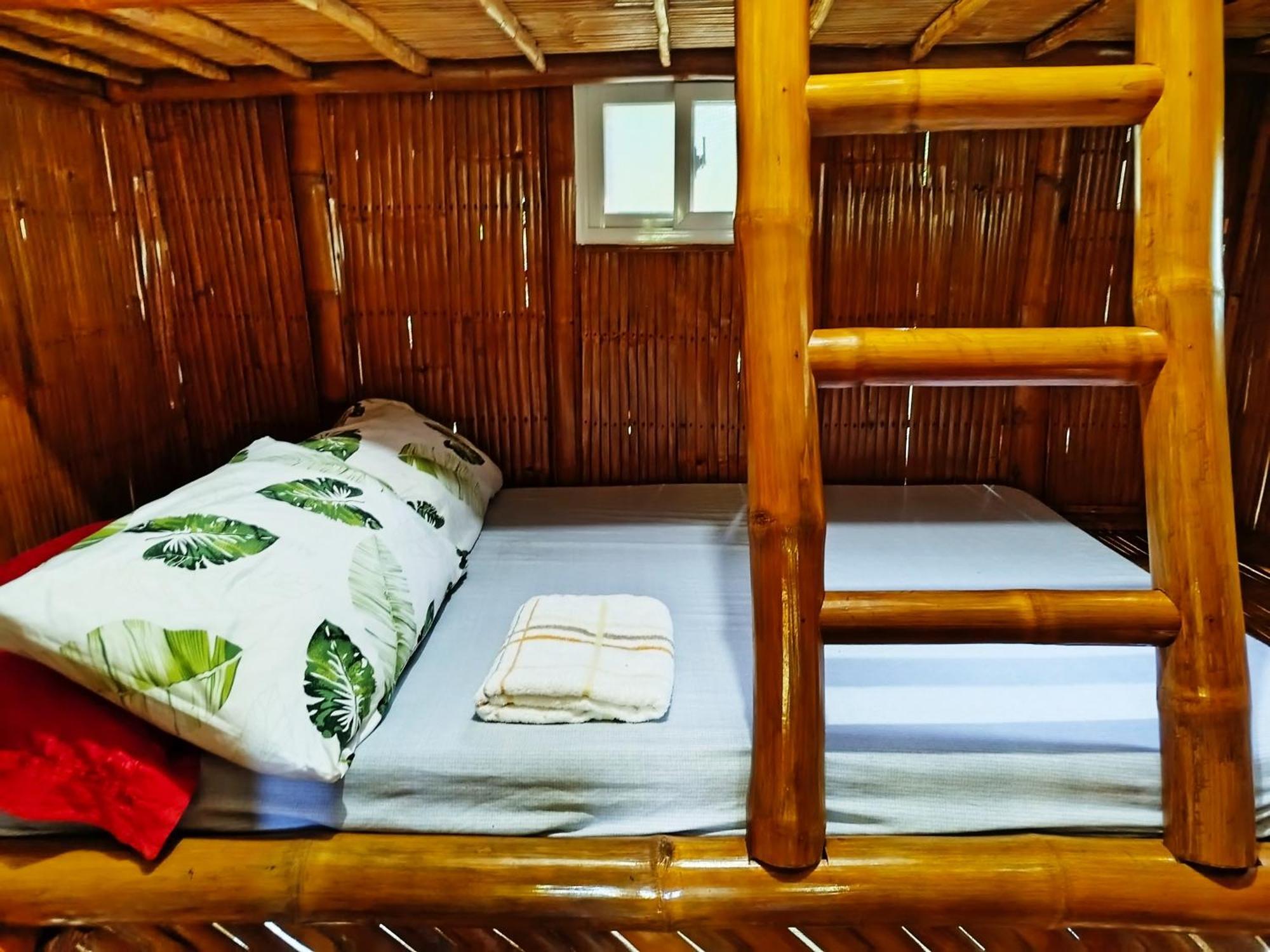 Rea'S Bamboo Resort Gabaldon Cameră foto